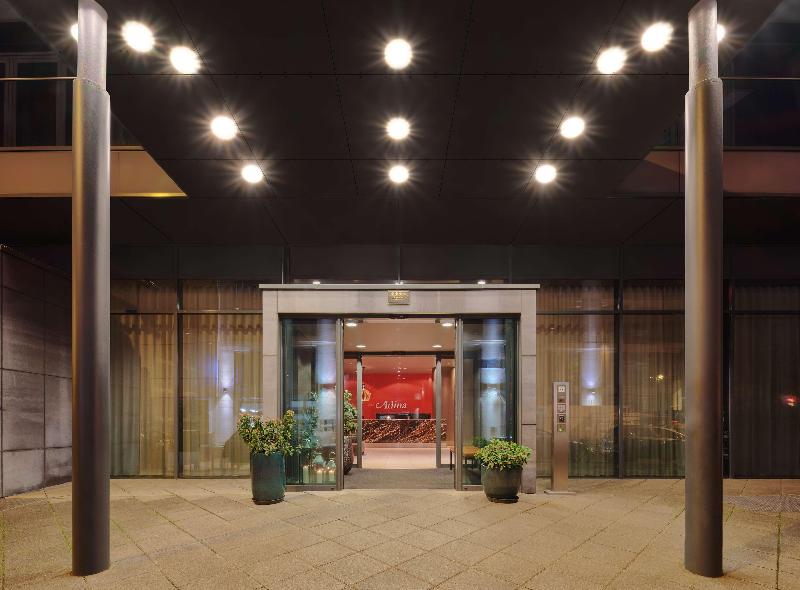 Adina Hotel Frankfurt Neue Oper - Genel