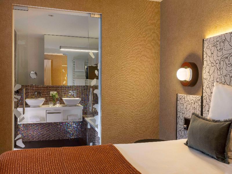 Hotel D - Oda