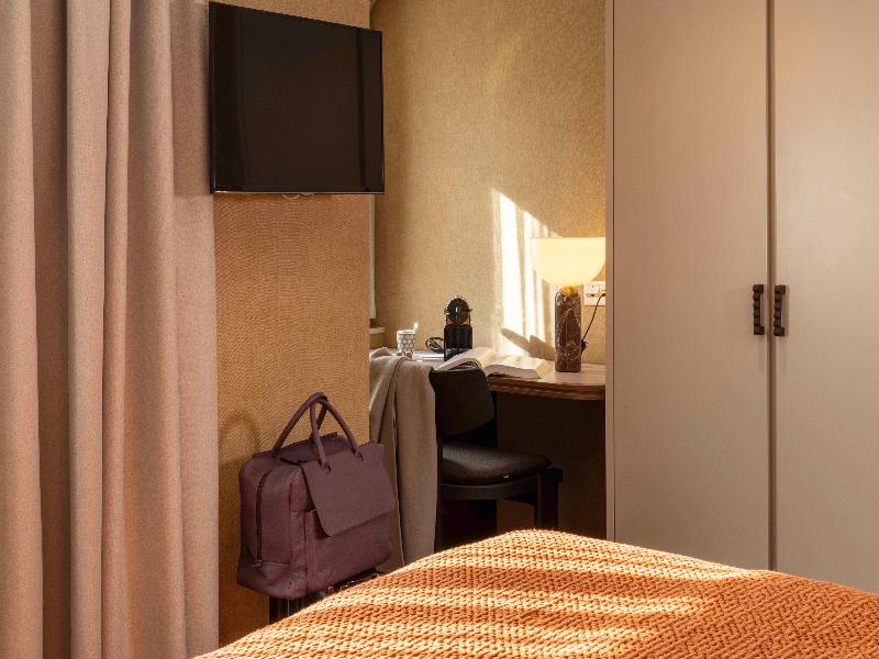 Hotel D - Oda