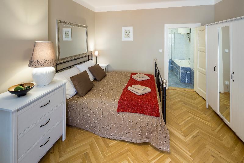 Old Town - Templova Apartments - Oda