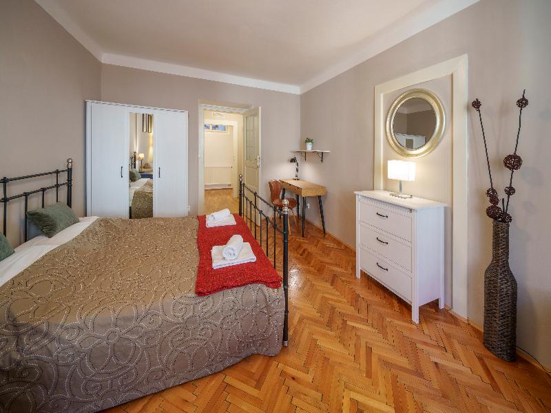 Old Town - Templova Apartments - Oda
