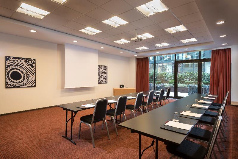 Adina Apartment Hotel Berlin Mitte - Toplantı