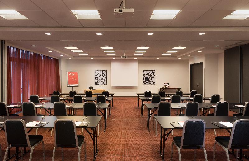 Adina Apartment Hotel Berlin Mitte - Toplantı
