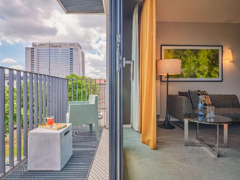 Adina Apartment Hotel Berlin Mitte - Oda