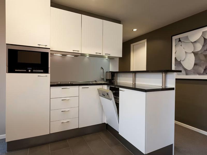Adina Apartment Hotel Berlin Mitte - Oda