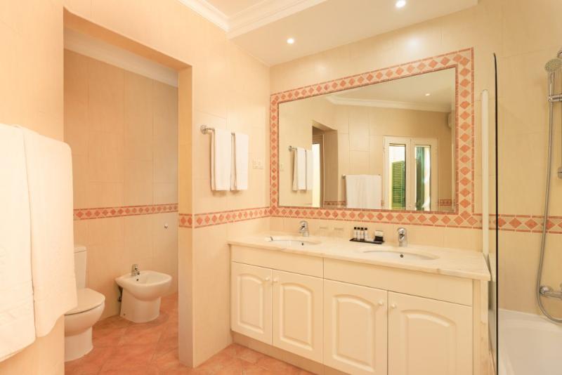 Vale Do Lobo Resort - Oda