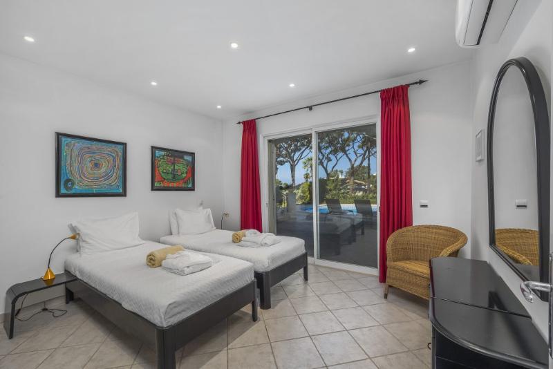 Vale Do Lobo Resort - Oda