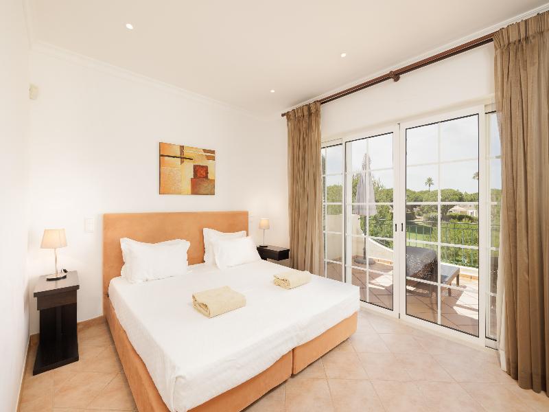Vale Do Lobo Resort - Oda