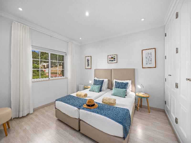 Vale Do Lobo Resort - Oda