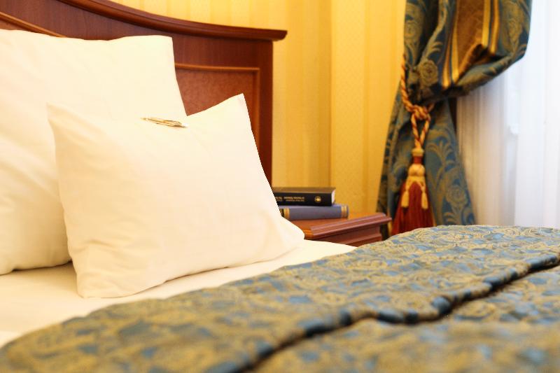 Opera Suites self check in - Oda