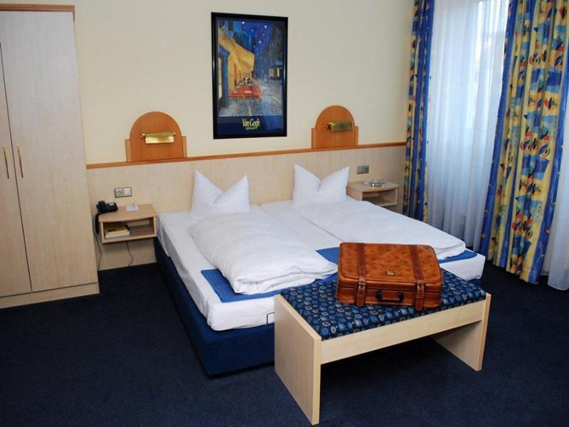 City Partner Hotel Strauss - Oda