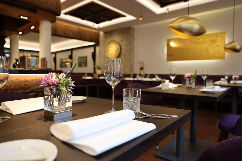Woertz Schlosschen Zur Weinsteige - Restoran