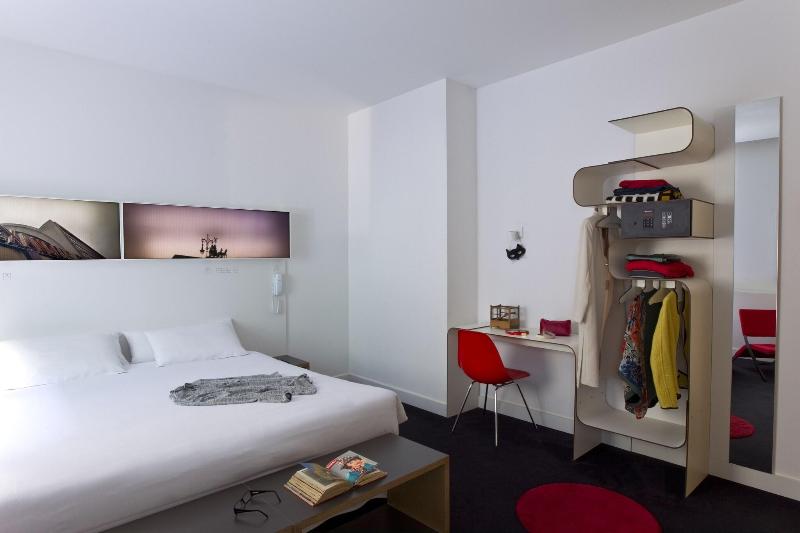 Gat Point Charlie - Oda