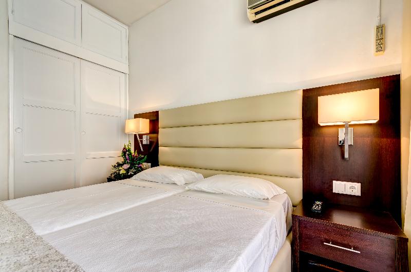 Hotel Lx Rossio - Oda