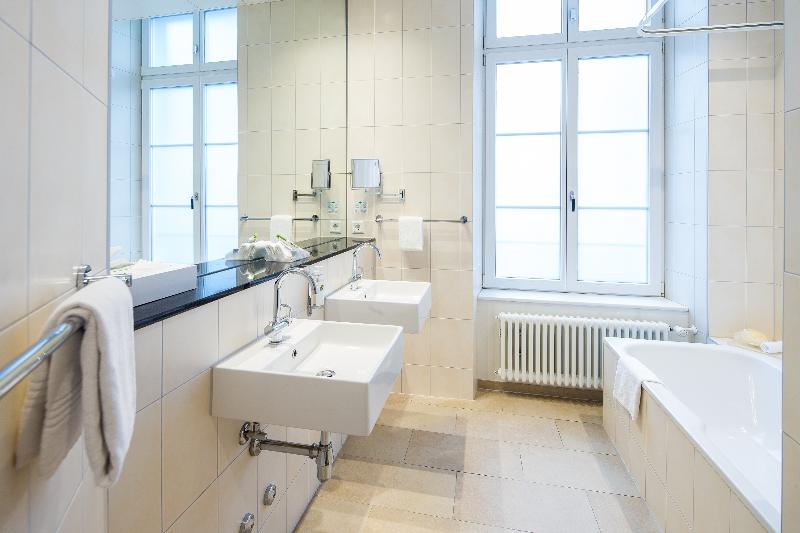 Hotel Schweizerhof Basel - Oda