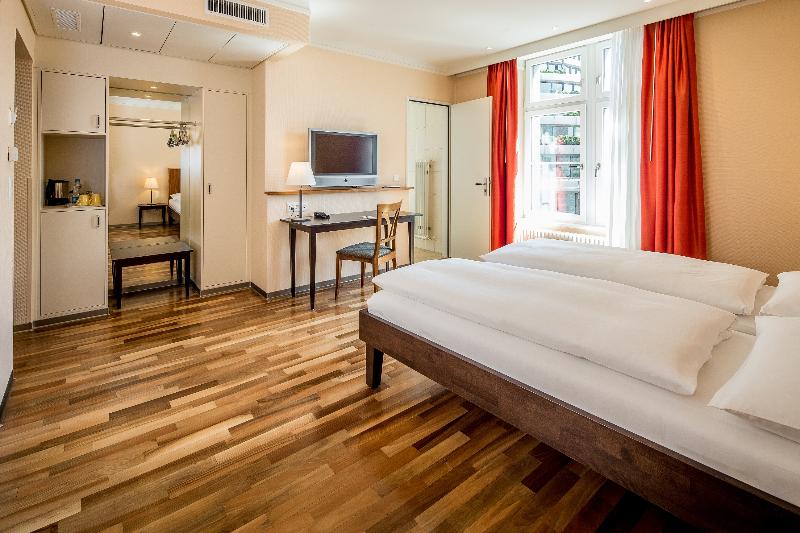 Hotel Schweizerhof Basel - Oda