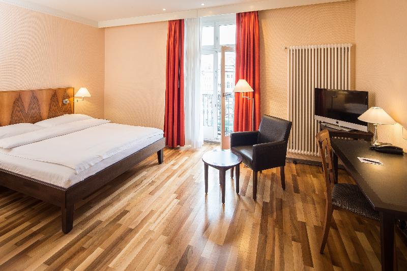 Hotel Schweizerhof Basel - Oda