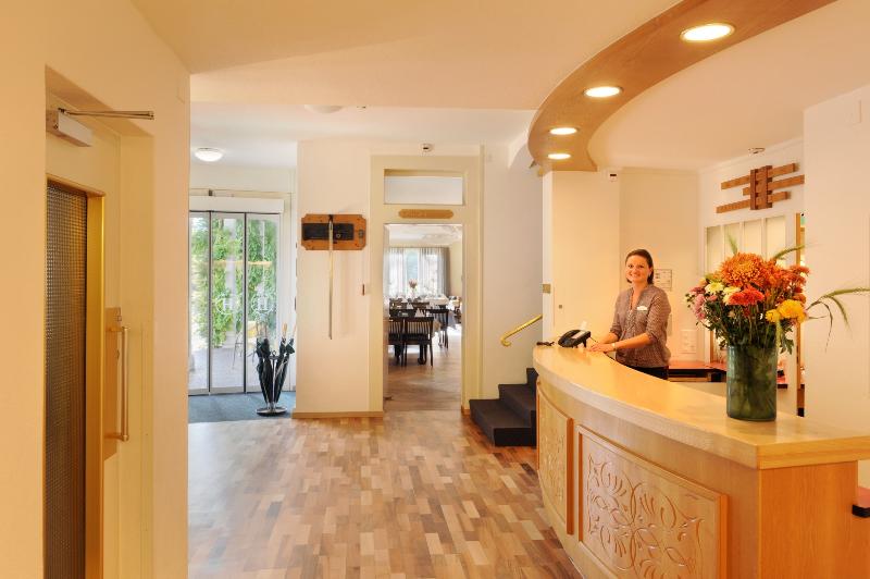 Hotel Beausite - Lobi