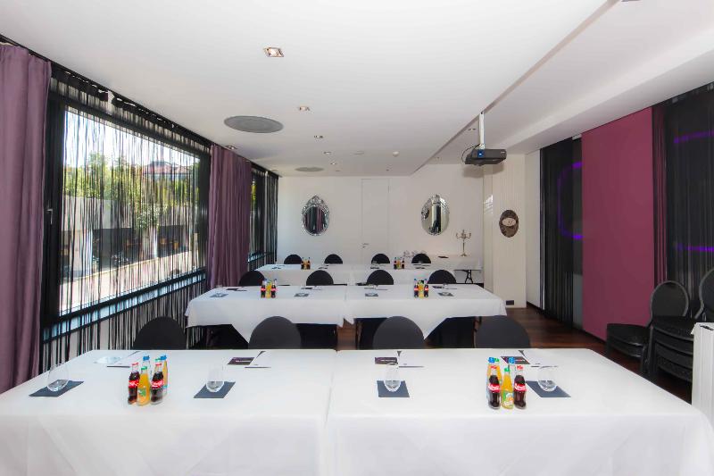 Hotel la maison - Toplantı