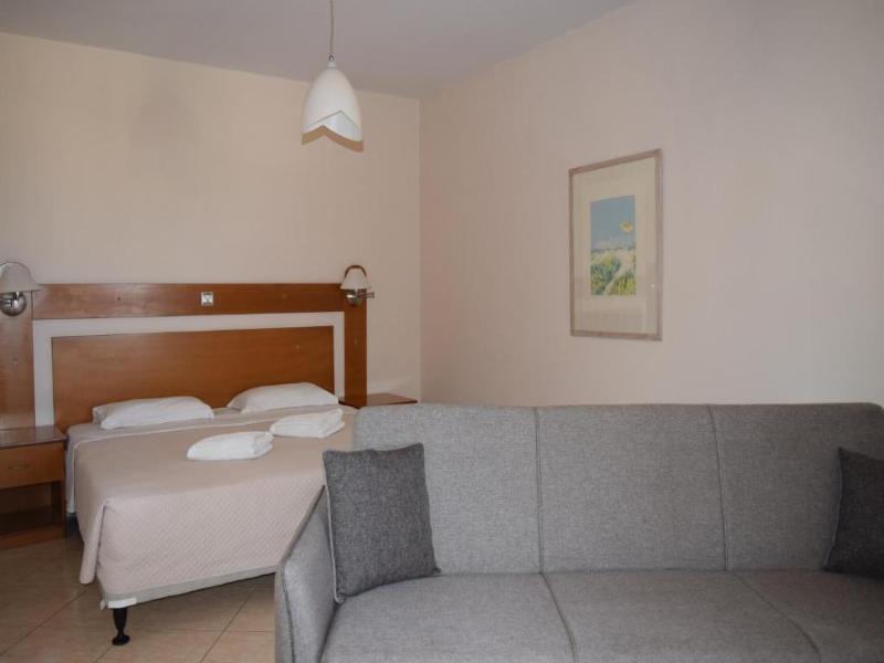 Anna Hotel Apartments - Oda
