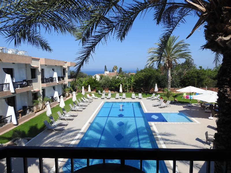 Anna Hotel Apartments - Havuz