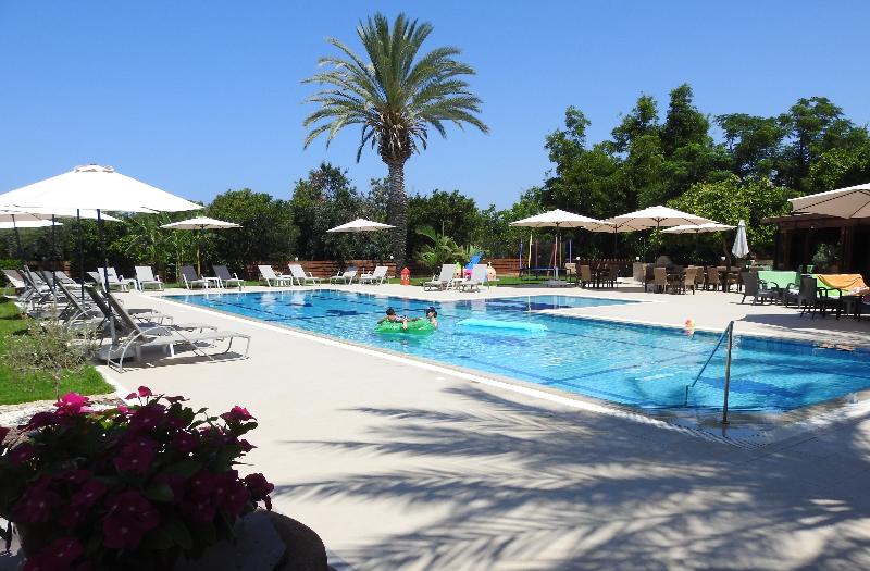 Anna Hotel Apartments - Havuz