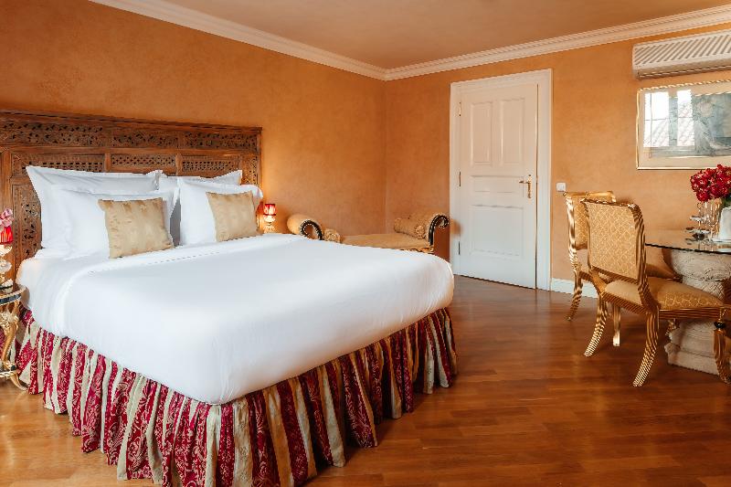 Alchymist Grand Hotel And Spa - Oda