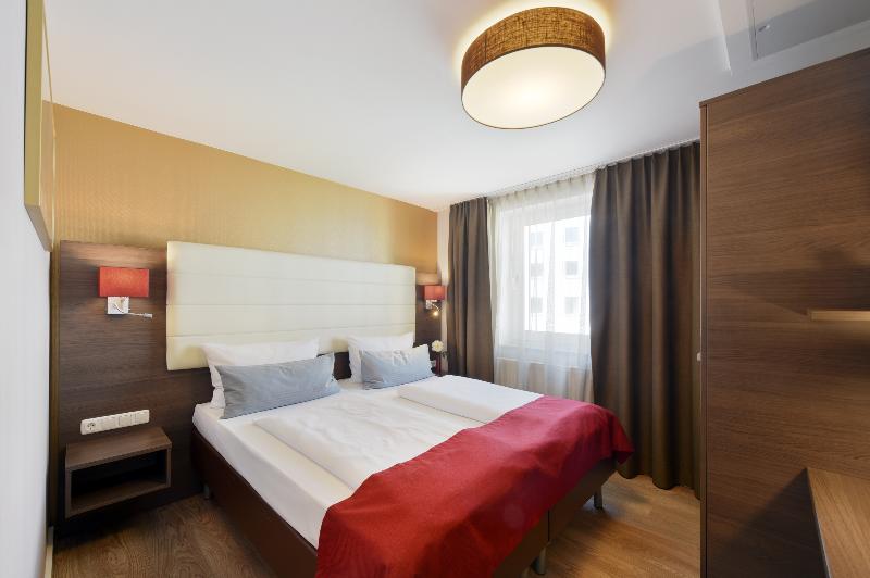 KOOS Hotel&Apartments - Oda