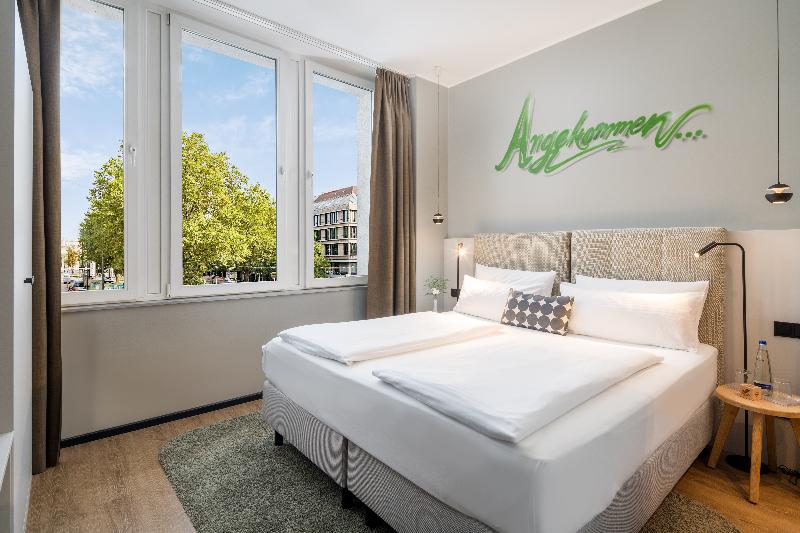 KOOS Hotel&Apartments - Oda