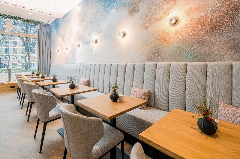 KOOS Hotel&Apartments - Restoran