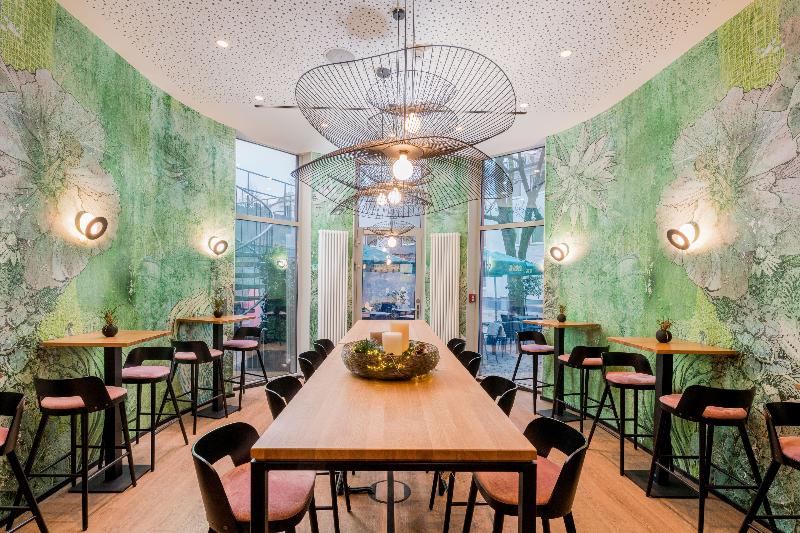 KOOS Hotel&Apartments - Restoran