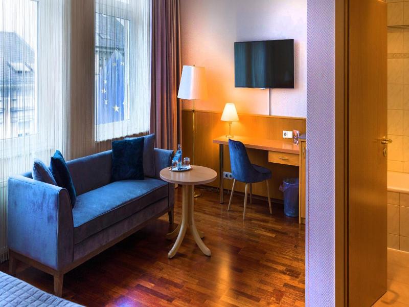Comfort Hotel Bad Homburg - Genel
