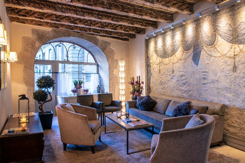 Hotel Les Armures - Lobi