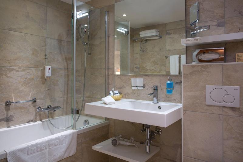 Helvetia Intergolf - Hotel & Apparthotel - Oda