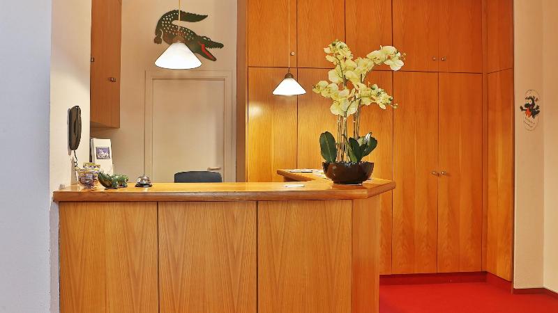 Hotel Restaurant Krokodil - Lobi
