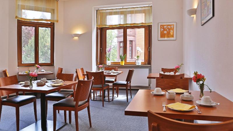 Hotel Restaurant Krokodil - Restoran