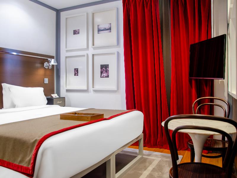 Browns Boutique Hotel - Oda