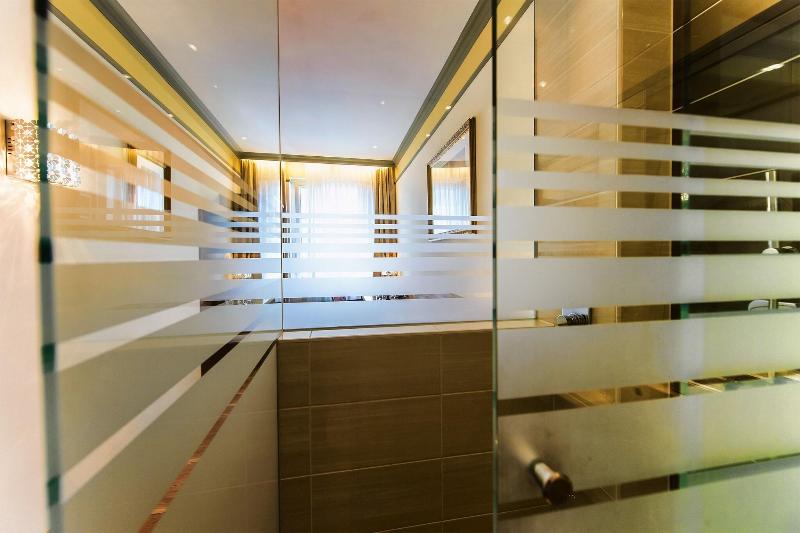 Hotel Vienna - Lobi