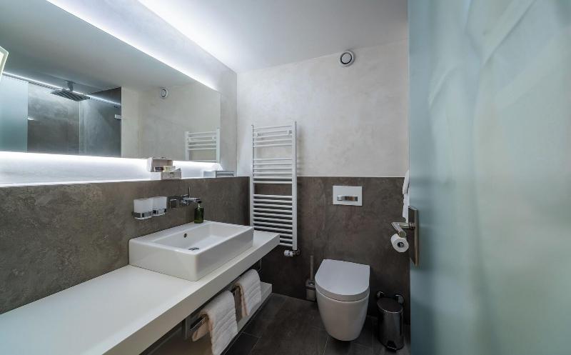 Hotel Bellerive - Oda