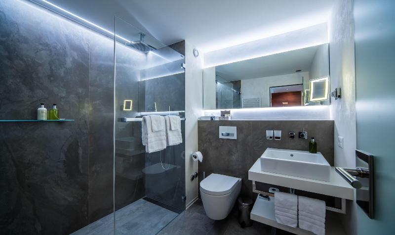 Hotel Bellerive - Oda