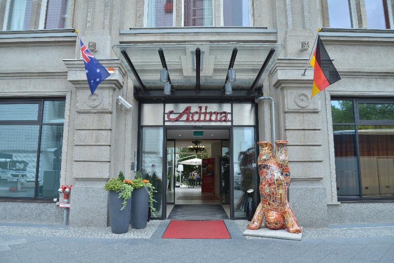 Adina Apartment Hotel Berlin Checkpoint Charlie - Genel