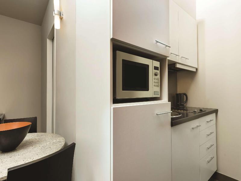 Adina Apartment Hotel Berlin Checkpoint Charlie - Oda