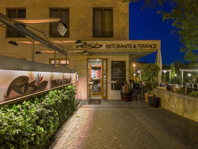 Hotel Castle Garden - Restoran