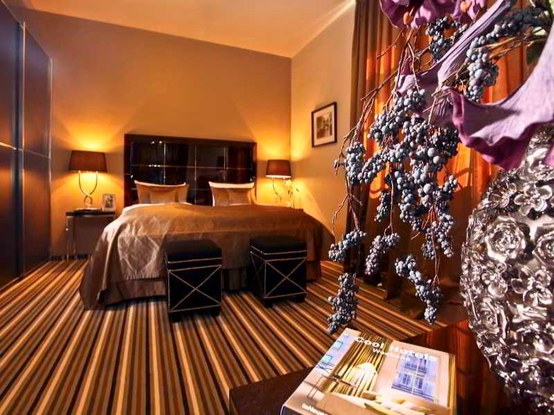 Poppenbuetteler Hof Hotel - Genel