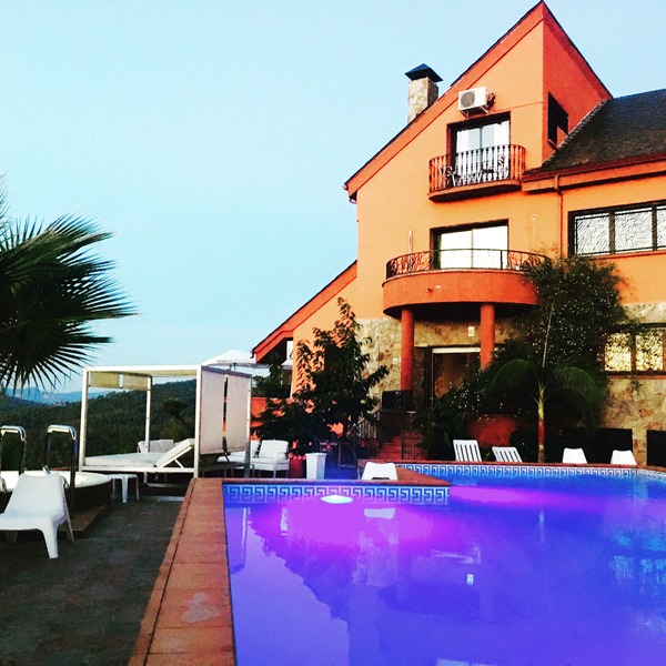 Petit Mirador - Genel