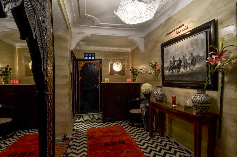 Riad Ben Tachfine - Genel