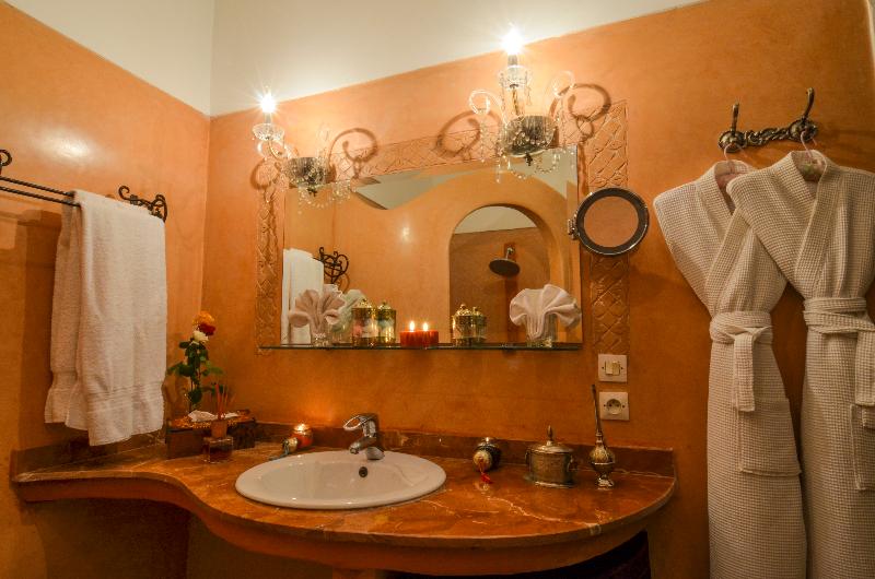 Riad Ben Tachfine - Oda