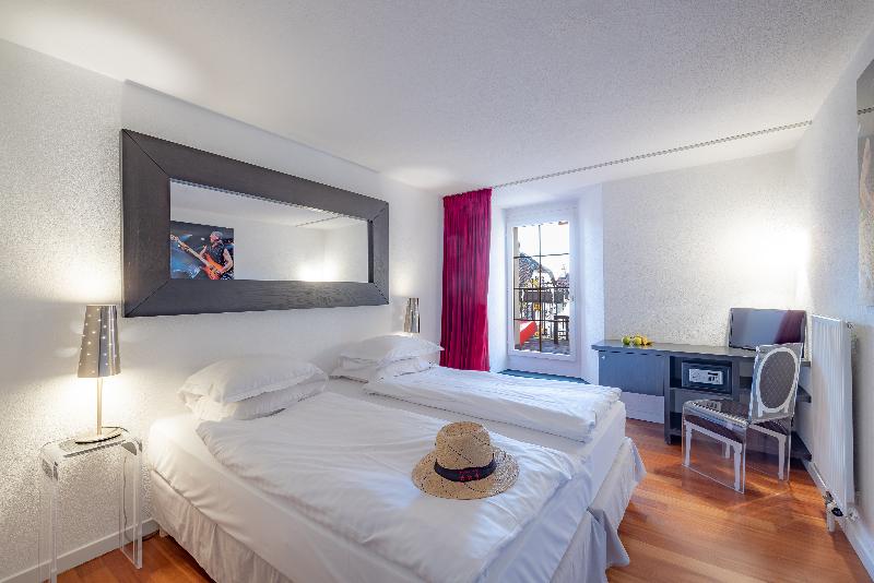 Tralala Hotel Montreux - Oda