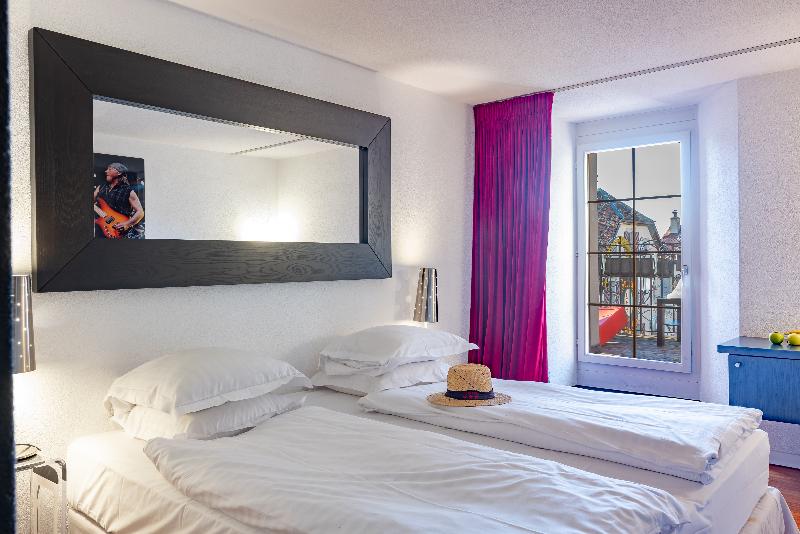 Tralala Hotel Montreux - Oda