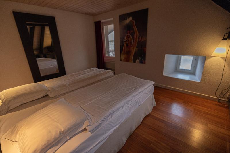Tralala Hotel Montreux - Oda